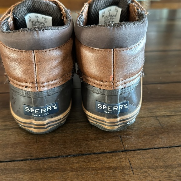 toddler sperry boots - Picture 3 of 4